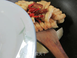 兰花豆腐干烧土豆步骤5
