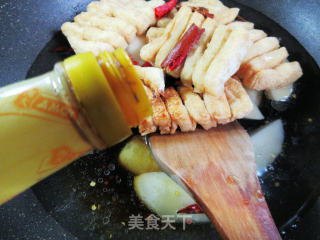 兰花豆腐干烧土豆步骤6
