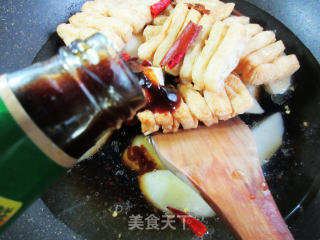 兰花豆腐干烧土豆步骤7