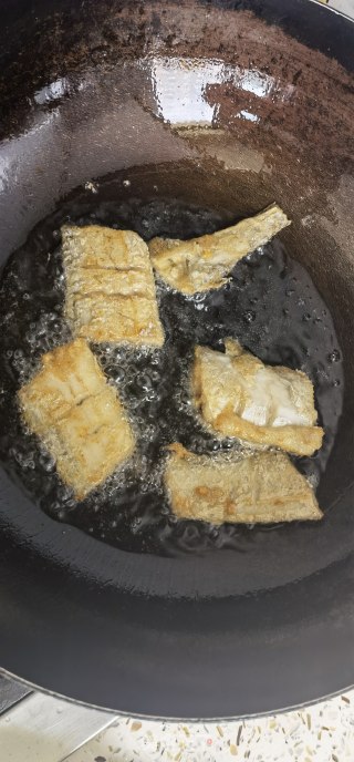 简单版炸带鱼步骤3