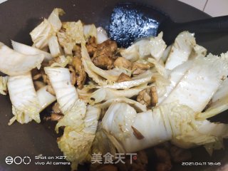 鸡肉烧白菜梗步骤5
