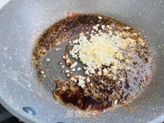 酥嫩多汁的蒜香黄油鸡步骤14