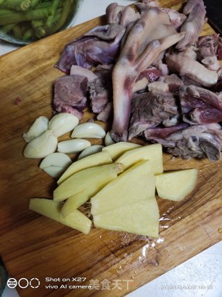 豆角烧鸭肉步骤2