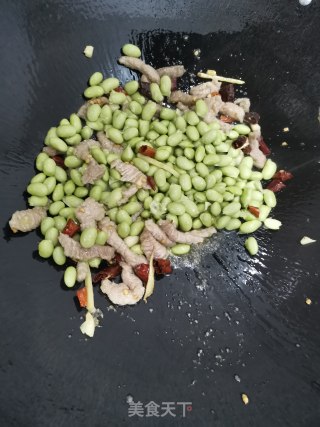 毛豆豆干炒肉丝步骤3