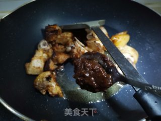 焖汁猪蹄步骤4