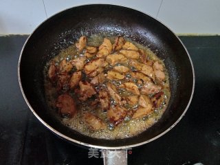 青椒炒鸡肝步骤2