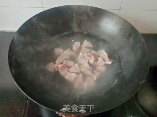 春笋胡萝卜烧肉步骤3