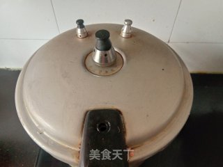 春笋胡萝卜烧肉步骤8