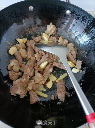 驴肉粉丝煲步骤5