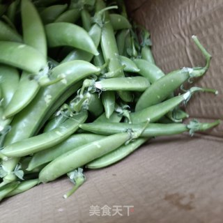 腊猪舌炒甜豆步骤1