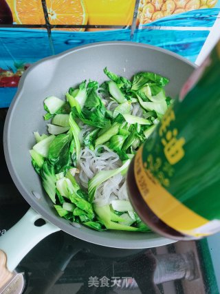 油菜炒粉条步骤10