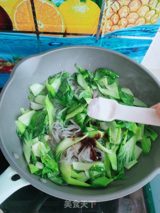 油菜炒粉条步骤12