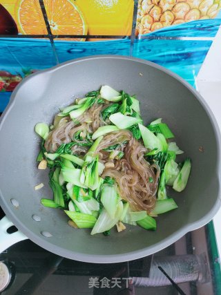 油菜炒粉条步骤13