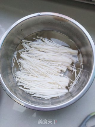 红薯粉酸汤肥牛步骤4