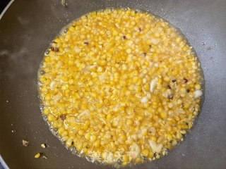 小米椒莴笋炒玉米步骤7