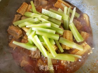 糯玉米莴笋炖排骨步骤18