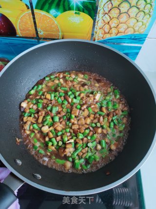 酱烧肉末香菇丁步骤16