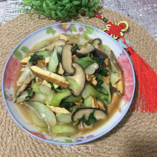 香菇香干炒白菜步骤8