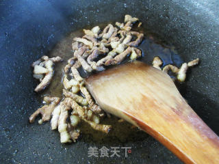 肉丝笋丝炒双菇步骤6