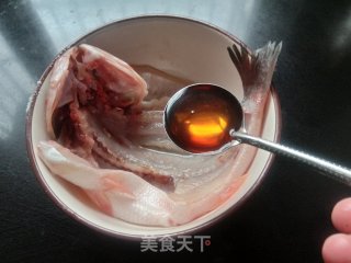 干烤鲈鱼步骤2