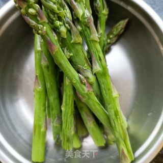 芦笋烤小石斑步骤5