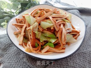 大葱炒香干步骤6