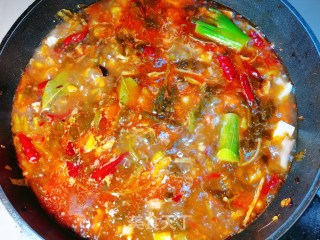 麻辣酸菜豆腐鱼步骤5