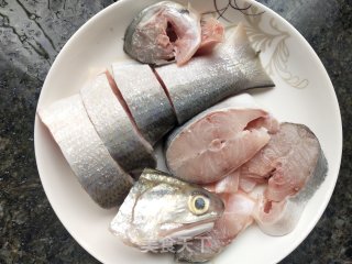 酱烧马友鱼步骤2