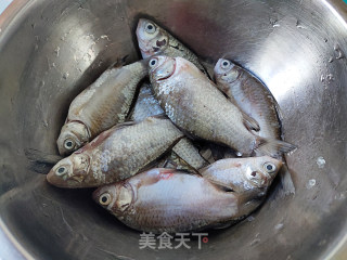 烤孜然小鲫鱼（空气炸锅）步骤1
