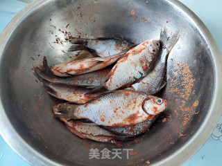 烤孜然小鲫鱼（空气炸锅）步骤5