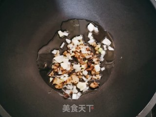 香菇萝卜煲步骤2