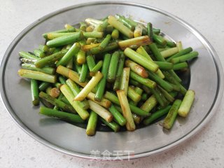 清炒蒜苔步骤6