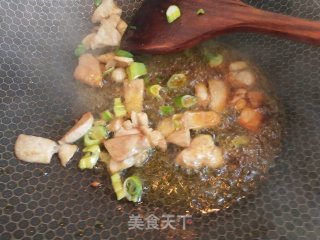 黄瓜胡萝卜片炒肉步骤3