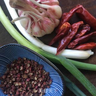香辣虾仁土豆条步骤3