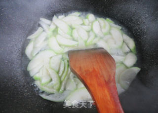 鸡蛋干炒夜开花步骤7