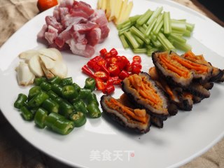 小炒海参步骤1