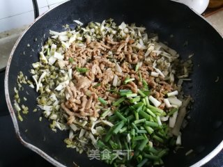腌菜春笋炒肉丝步骤8 腌菜春笋炒肉丝步骤8