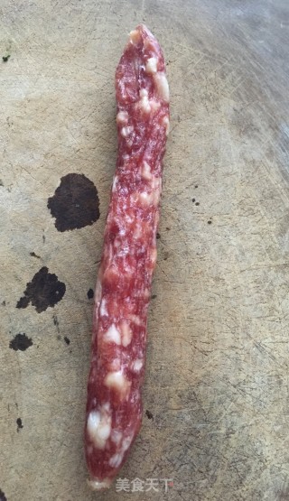 干扁豆炒腊肠步骤1