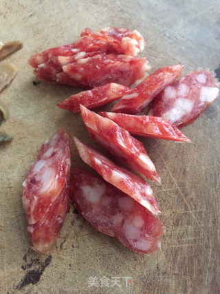 干扁豆炒腊肠步骤2
