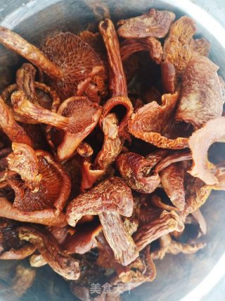 红烧鸡肉烩菜步骤5