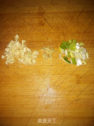 杏鲍菇炒千叶豆腐步骤3