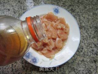 芦笋炒鸡胸肉步骤2