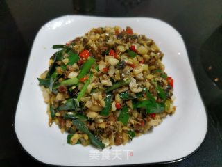酸菜肉末炒小笋步骤12
