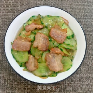青瓜炒五花肉步骤8