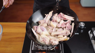 春笋焖鸭步骤3