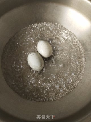 皮蛋苋菜煲步骤2