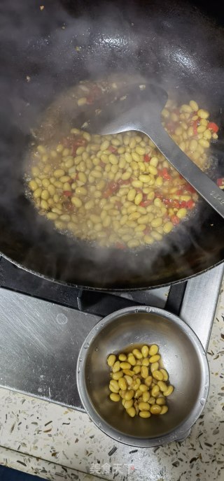 辣炒黄豆步骤4