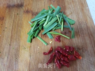菠菜炒黄豆芽步骤1