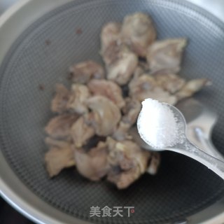 木耳薏米炖鹌鹑步骤16