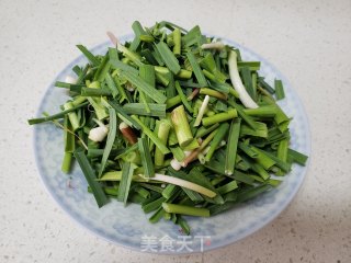 蒜苗炒豆干步骤1